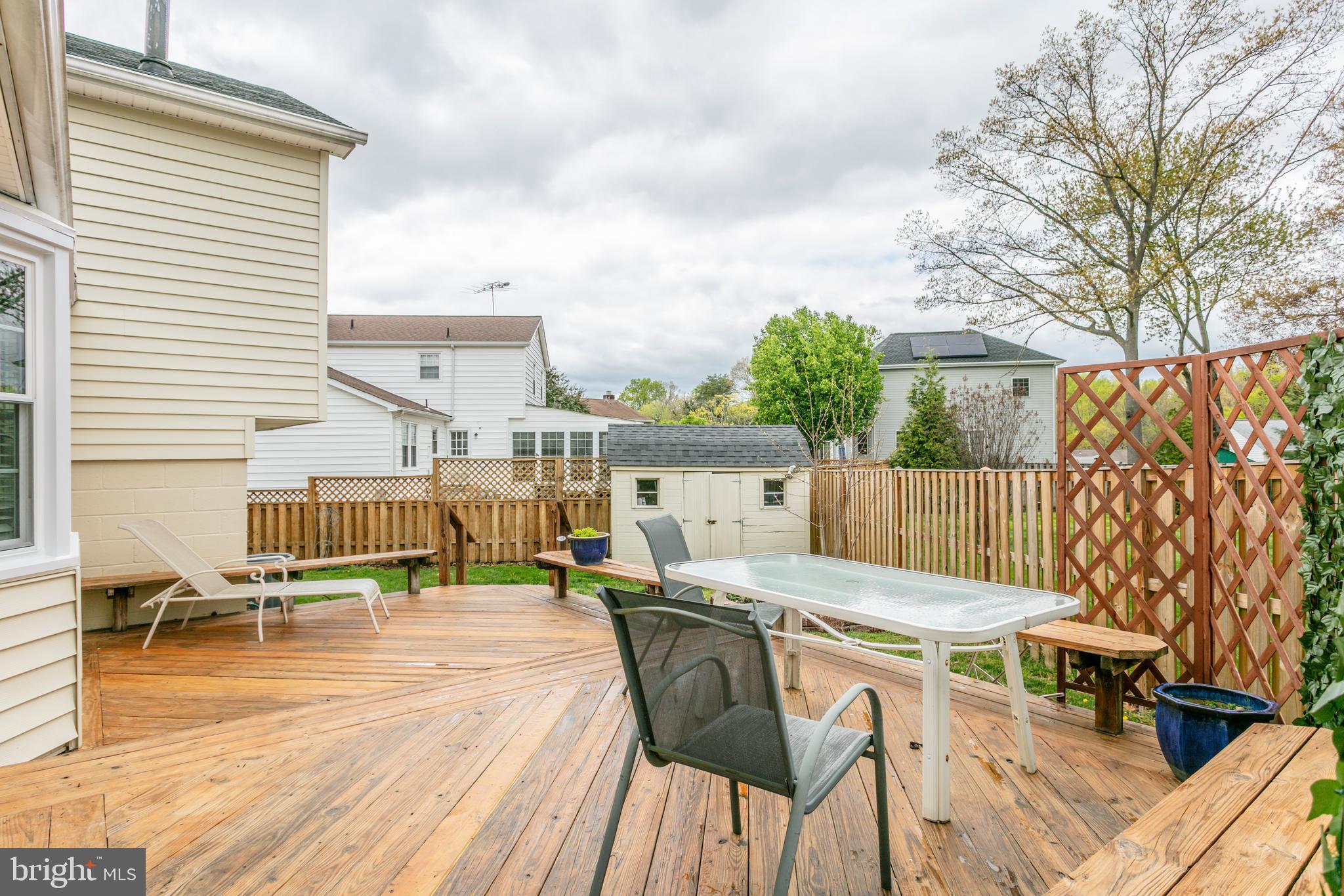 8108 St David Court Springfield, VA 22153 - Photo 34 of 40 Deck