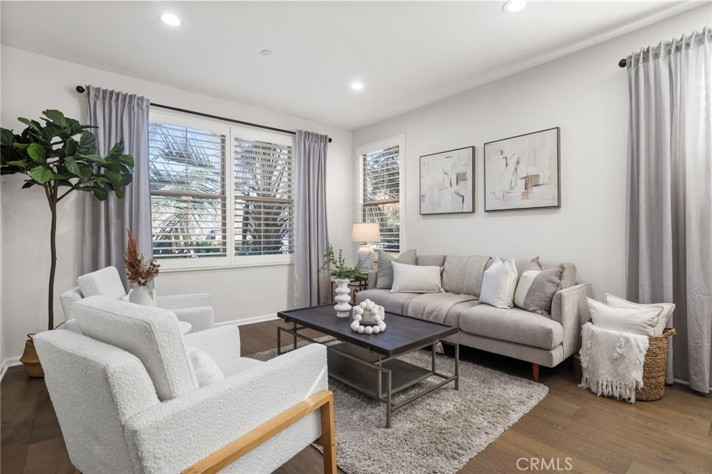 148 Velvet Flower Irvine, CA 92620 - Photo 4 of 50