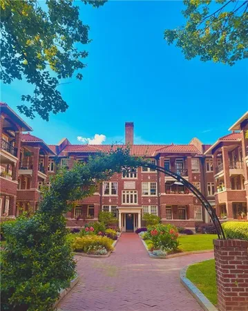 $3,000 | 198 Ponce De Leon Avenue Northeast, Unit 3A, Atlanta, GA 30308