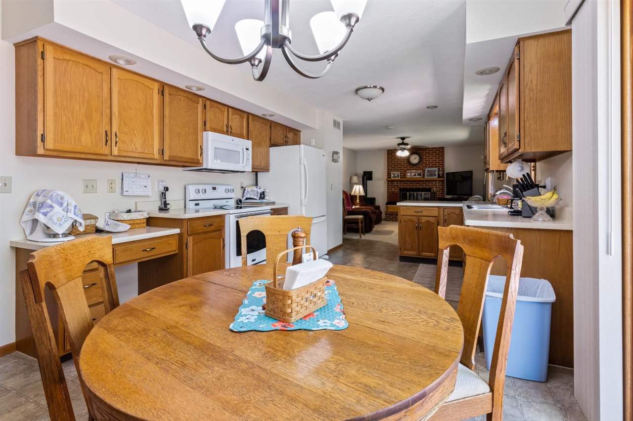 7196 Moss Canyon Road Cherry Valley, IL 61016 - Photo 12 of 37 Gallery Image 12