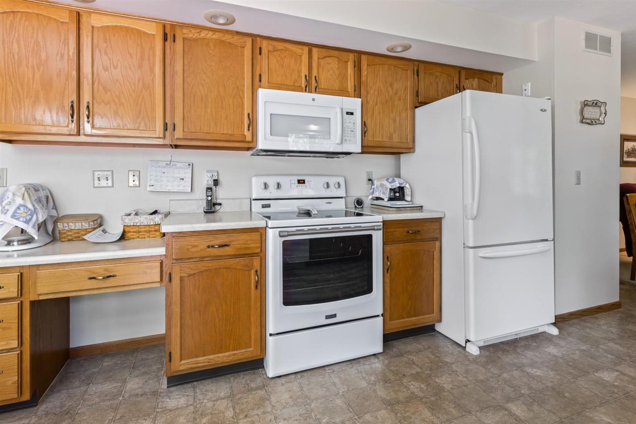7196 Moss Canyon Road Cherry Valley, IL 61016 - Photo 7 of 37 Gallery Image 7