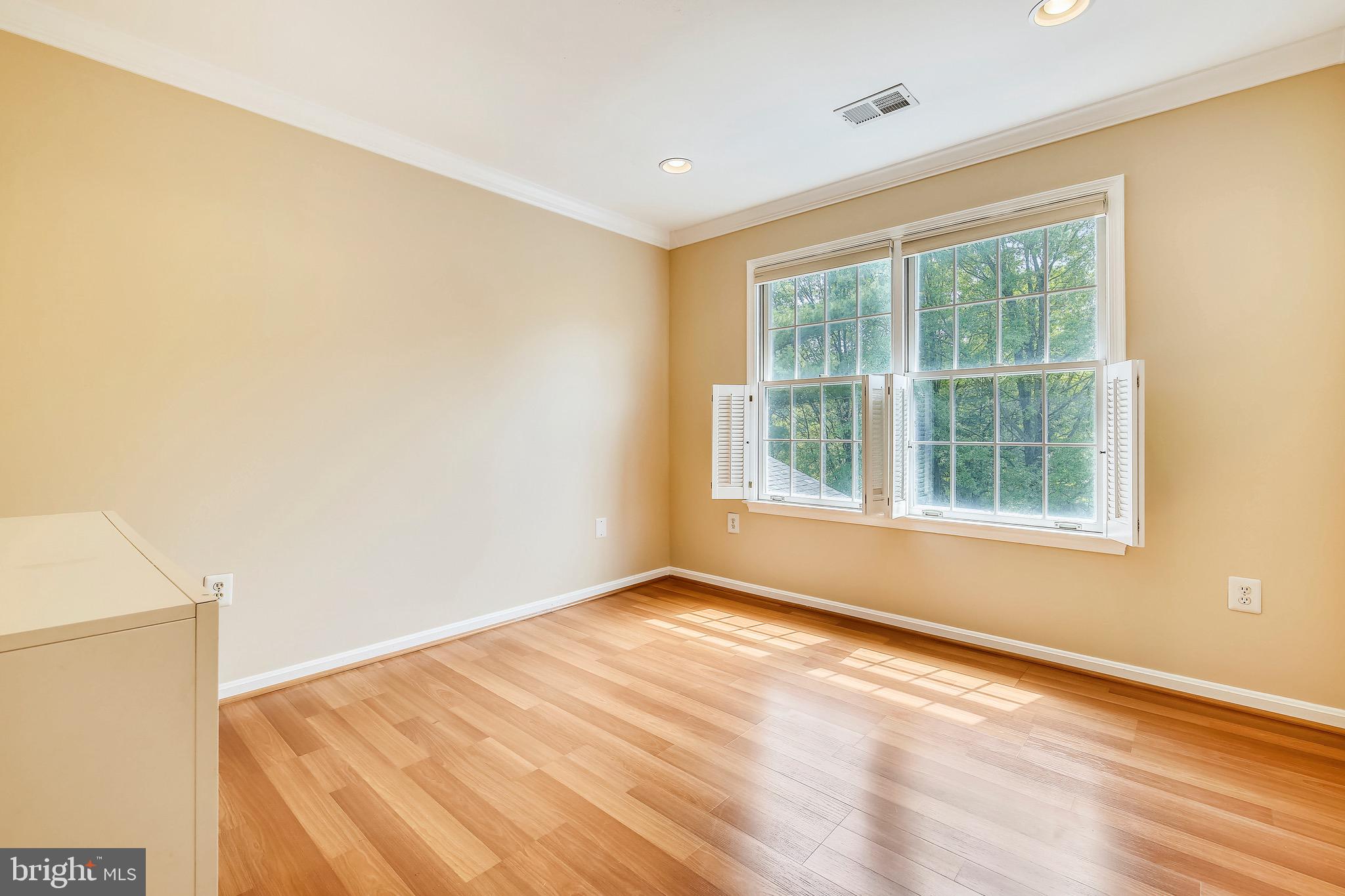 1315 Briggs Chaney Road Silver Spring, MD 20905 - Photo 47 of 81
