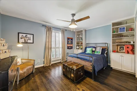 $1,495,000 | 6143 Chevy Chase Drive, Houston, TX 77057