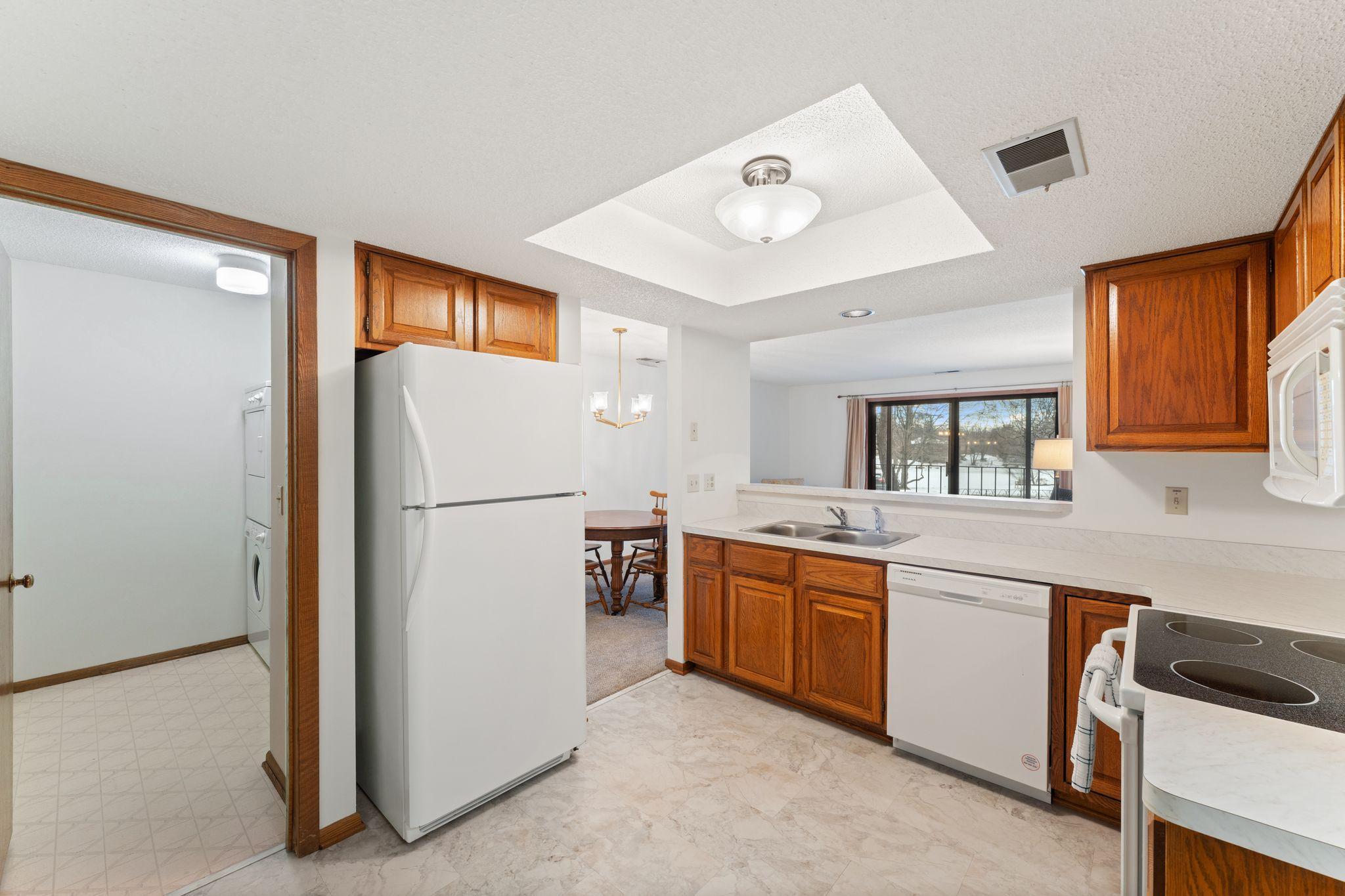 10 Windsor Court, Unit 102 New Brighton, MN 55112 - Photo 13 of 43