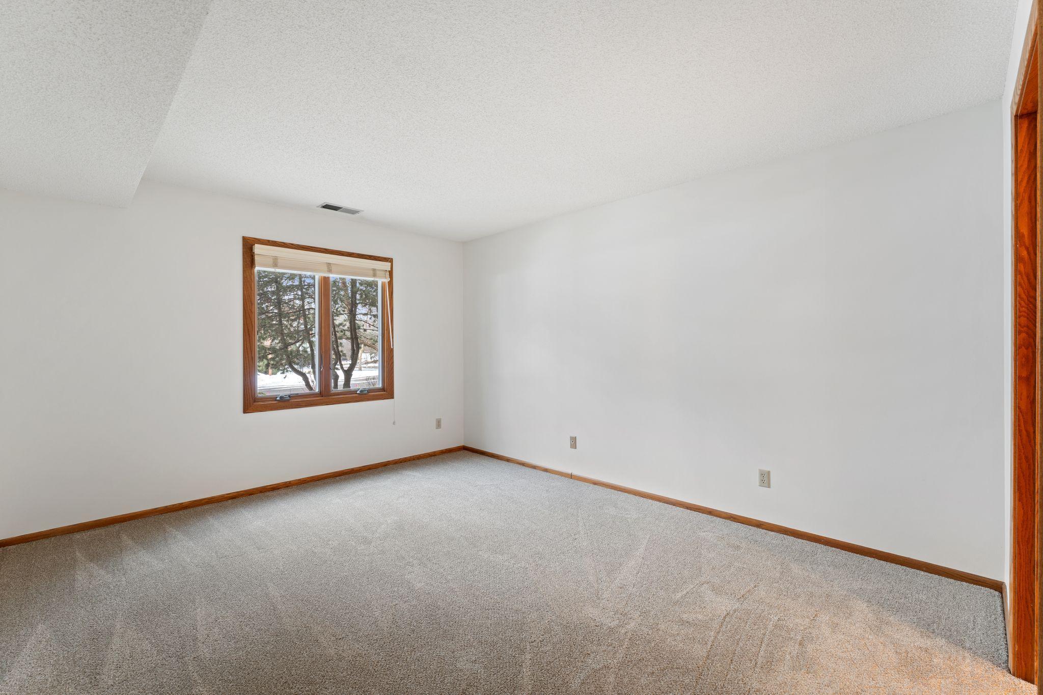 10 Windsor Court, Unit 102 New Brighton, MN 55112 - Photo 26 of 43