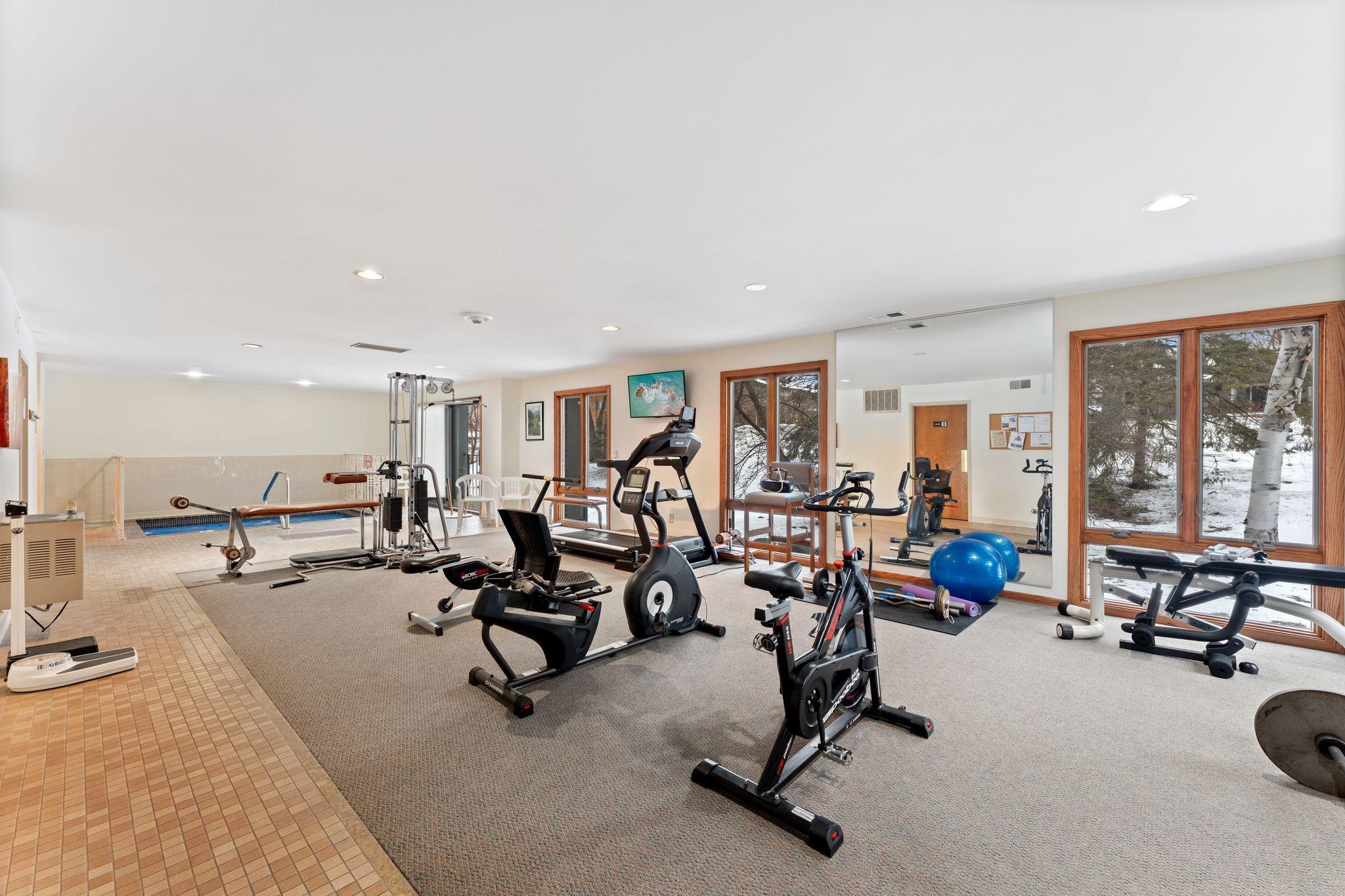 10 Windsor Court, Unit 102 New Brighton, MN 55112 - Photo 32 of 43