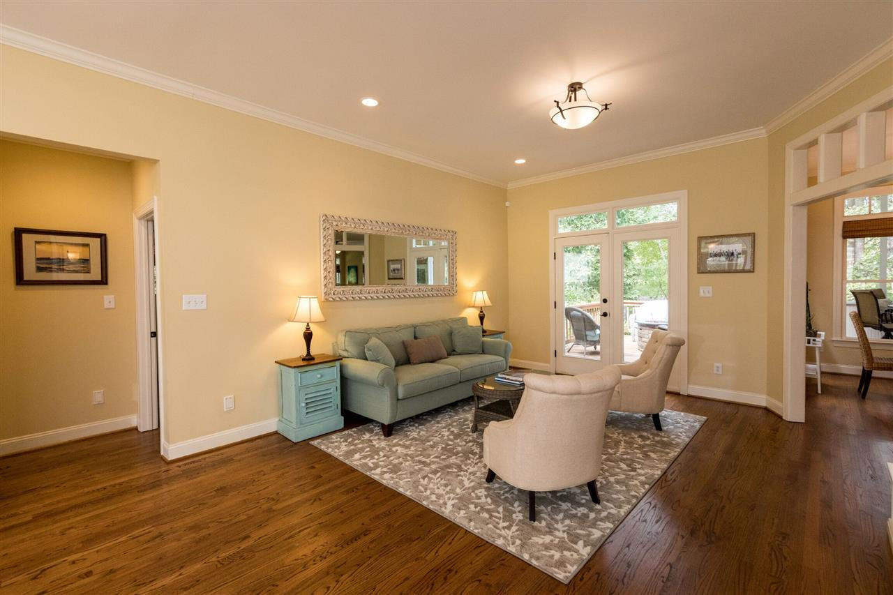 5200 Pine Drive Raleigh, NC 27606 - Photo 5 of 30 Photo 5