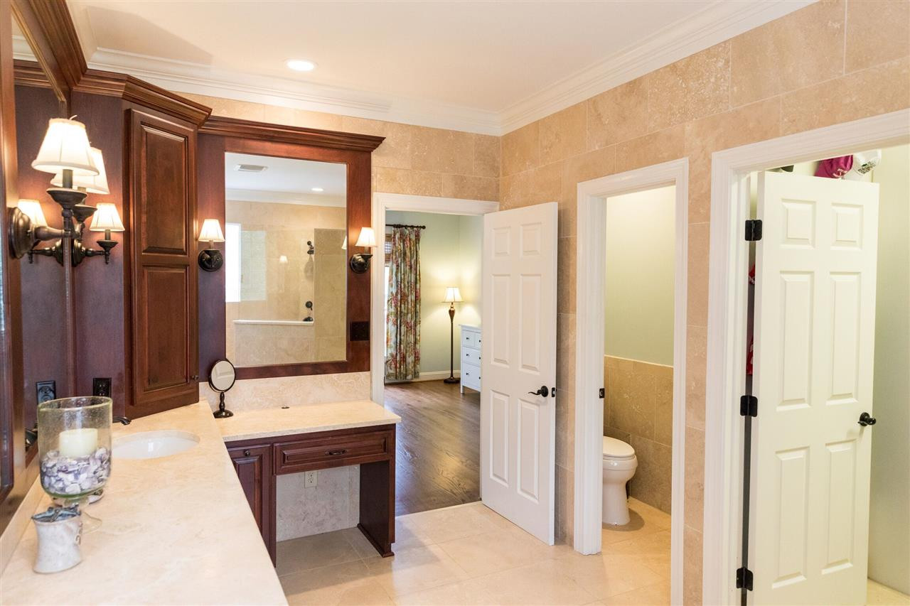 5200 Pine Drive Raleigh, NC 27606 - Photo 10 of 30 Photo 10