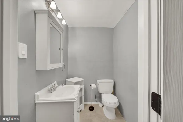 $314,900 | 8 Brantwood Court, Nottingham, MD 21236