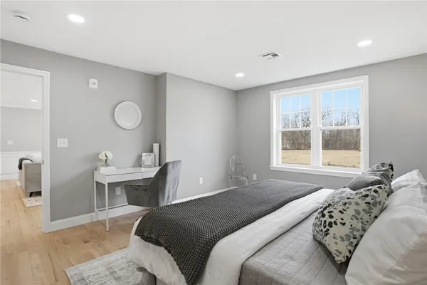 $520,000 | 9 Joseph N Zenga Jr Boulevard, Unit 109, East Greenwich, RI 02818