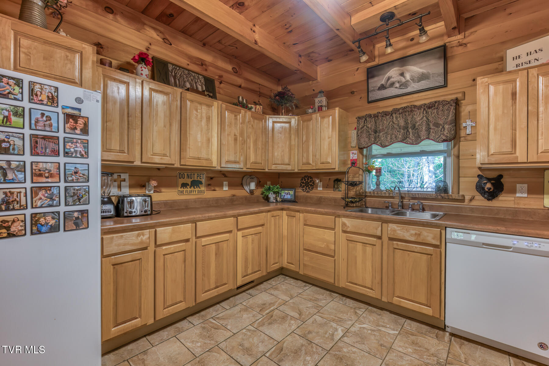 160 Conley Stevens Road Roan Mountain, TN 37687 - Photo 14 of 68 160 Conley Stevens Rd-14
