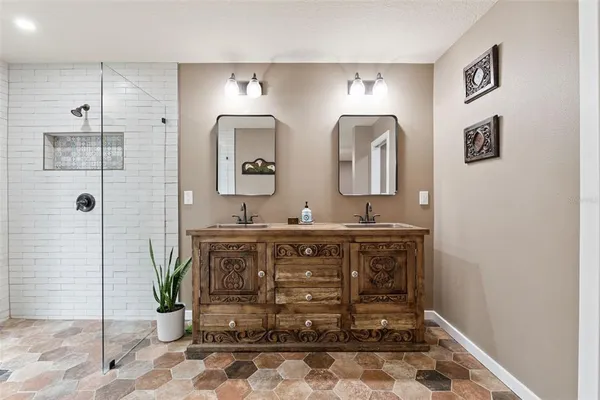 $495,000 | 520 Summerhaven Drive, DeBary, FL 32713