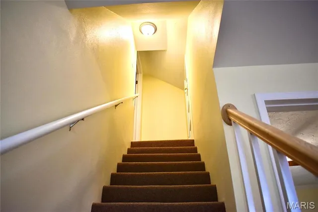 $98,900 | 1413 Milton Road, Alton, IL 62002