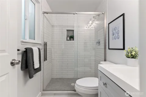 $899,950 | 9711 223rd Street Southeast, Snohomish, WA 98296