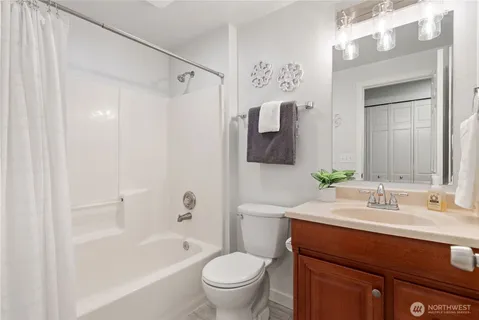 $899,950 | 9711 223rd Street Southeast, Snohomish, WA 98296