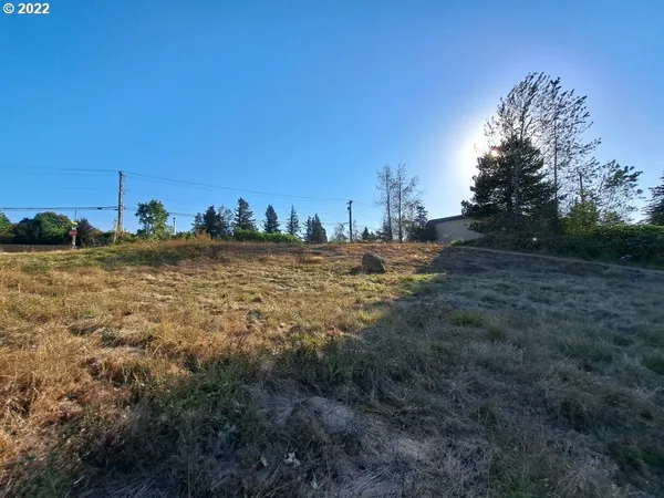 $1,175,000 | 2075 Northeast 240th Avenue, Wood Village, OR 97060