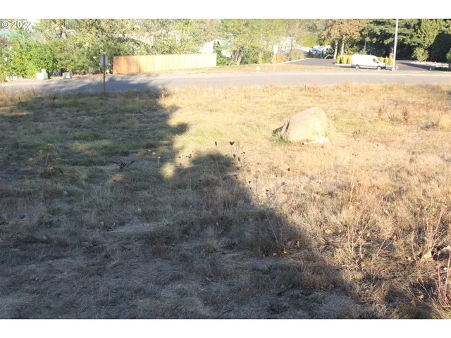 $1,175,000 | 2075 Northeast 240th Avenue, Wood Village, OR 97060