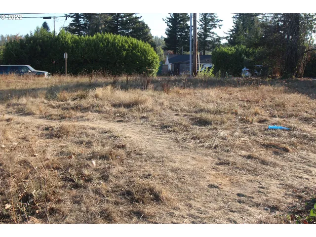 $1,175,000 | 2075 Northeast 240th Avenue, Wood Village, OR 97060