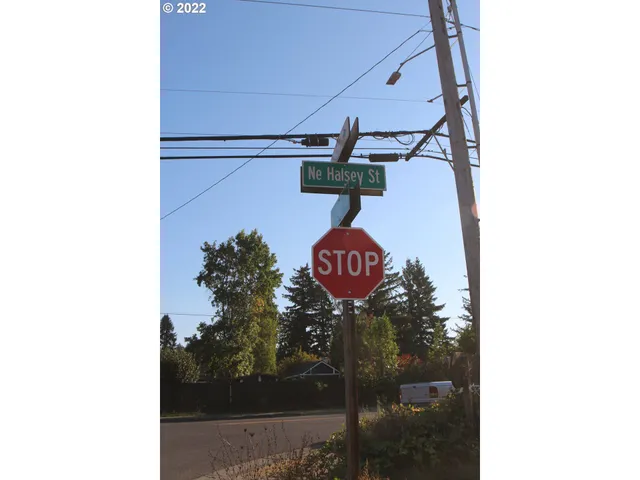 $1,175,000 | 2075 Northeast 240th Avenue, Wood Village, OR 97060