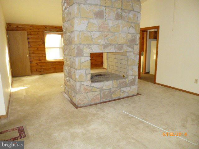 24301 Hanson Road Gaithersburg, MD 20882 - Photo 3 of 10 Family Room