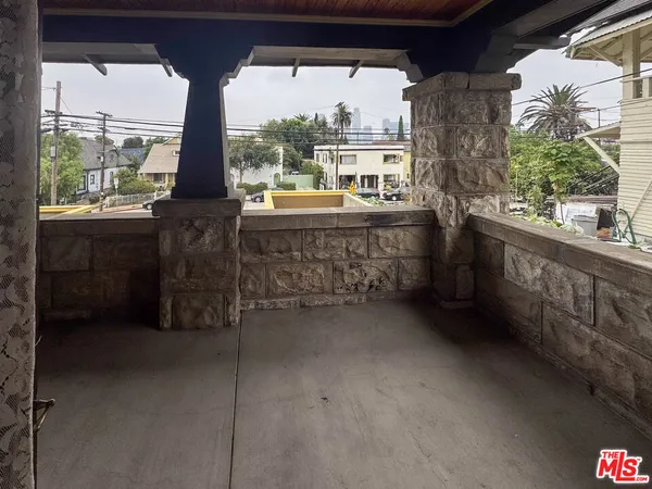 $4,695 | 1123 Marion Avenue, Los Angeles, CA 90026