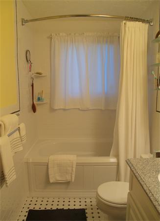 74 Minot Road Concord, MA 01742 - Photo 9 of 14 Gallery Image 9