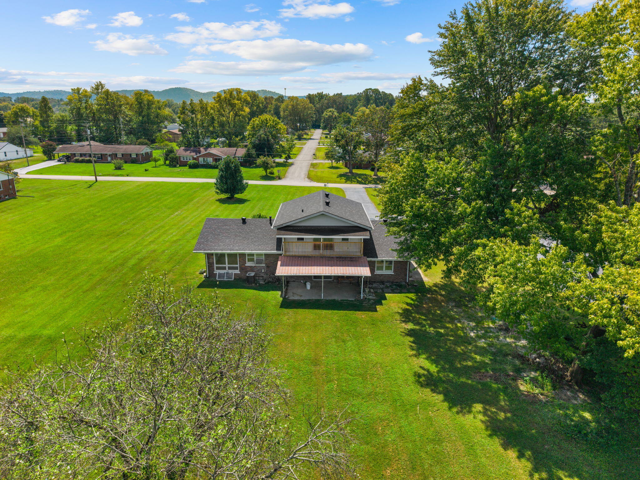 884 Maple Street Stanton, KY 40380 - Photo 8 of 42 13-web-or-mls-DJI_20260903140149_0031_D