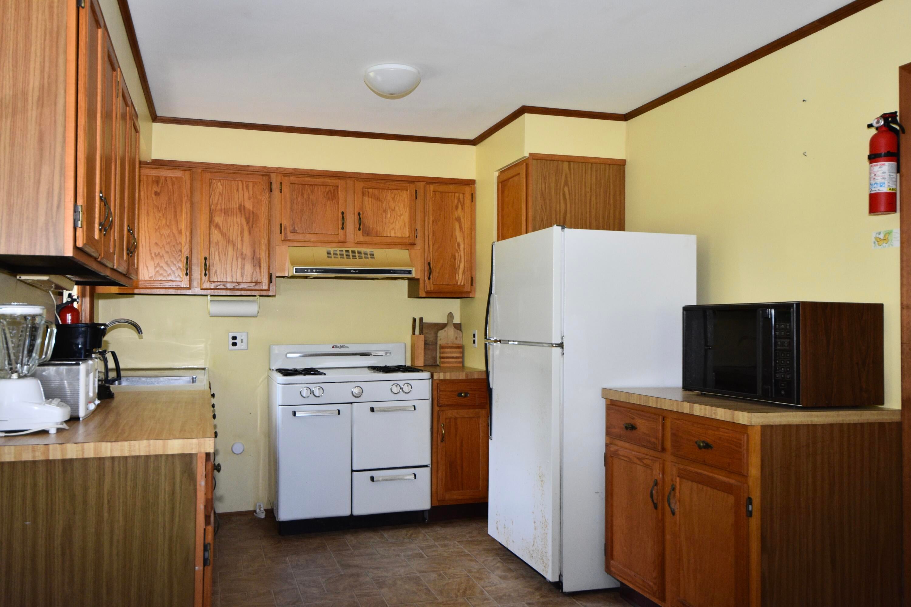 357 Farrell Road Willsboro, NY 12996 - Photo 18 of 31 Gallery Image 18