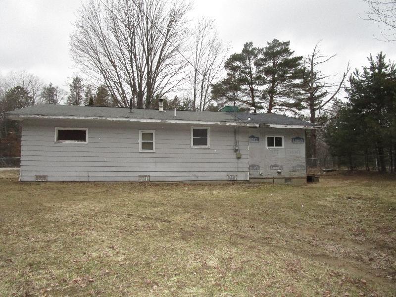10725 Culver Road Atlanta, MI 49709 - Photo 4 of 32 Gallery Image 4