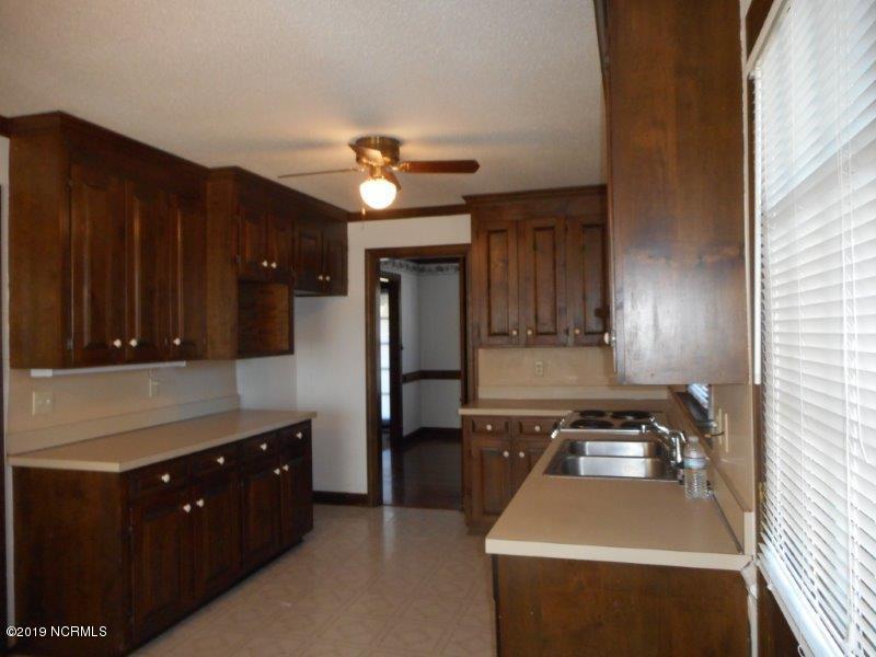1732 Burnt Mill Road Rocky Mount, NC 27804 - Photo 6 of 20 DSCN0515