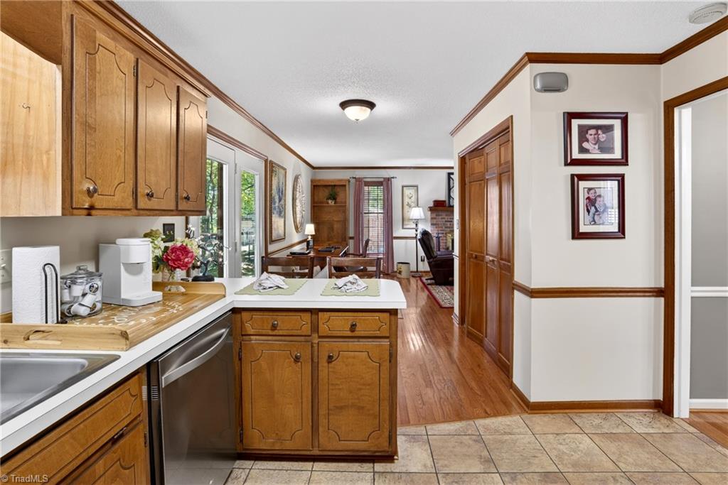 1011 Kildare Road Asheboro, NC 27203 - Photo 11 of 46
