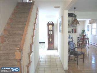 711 Devon Lane Wallingford, PA 19086 - Photo 3 of 12 Gallery Image 3