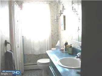 711 Devon Lane Wallingford, PA 19086 - Photo 10 of 12 Gallery Image 10