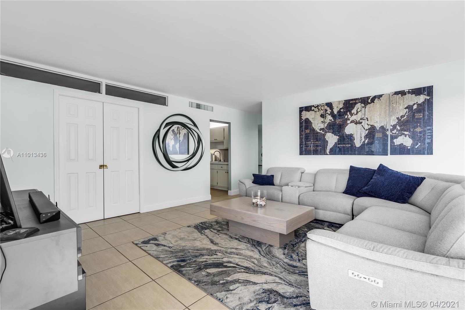 550 Ocean Drive, Unit 8H Key Biscayne, FL 33149 - Photo 16 of 34