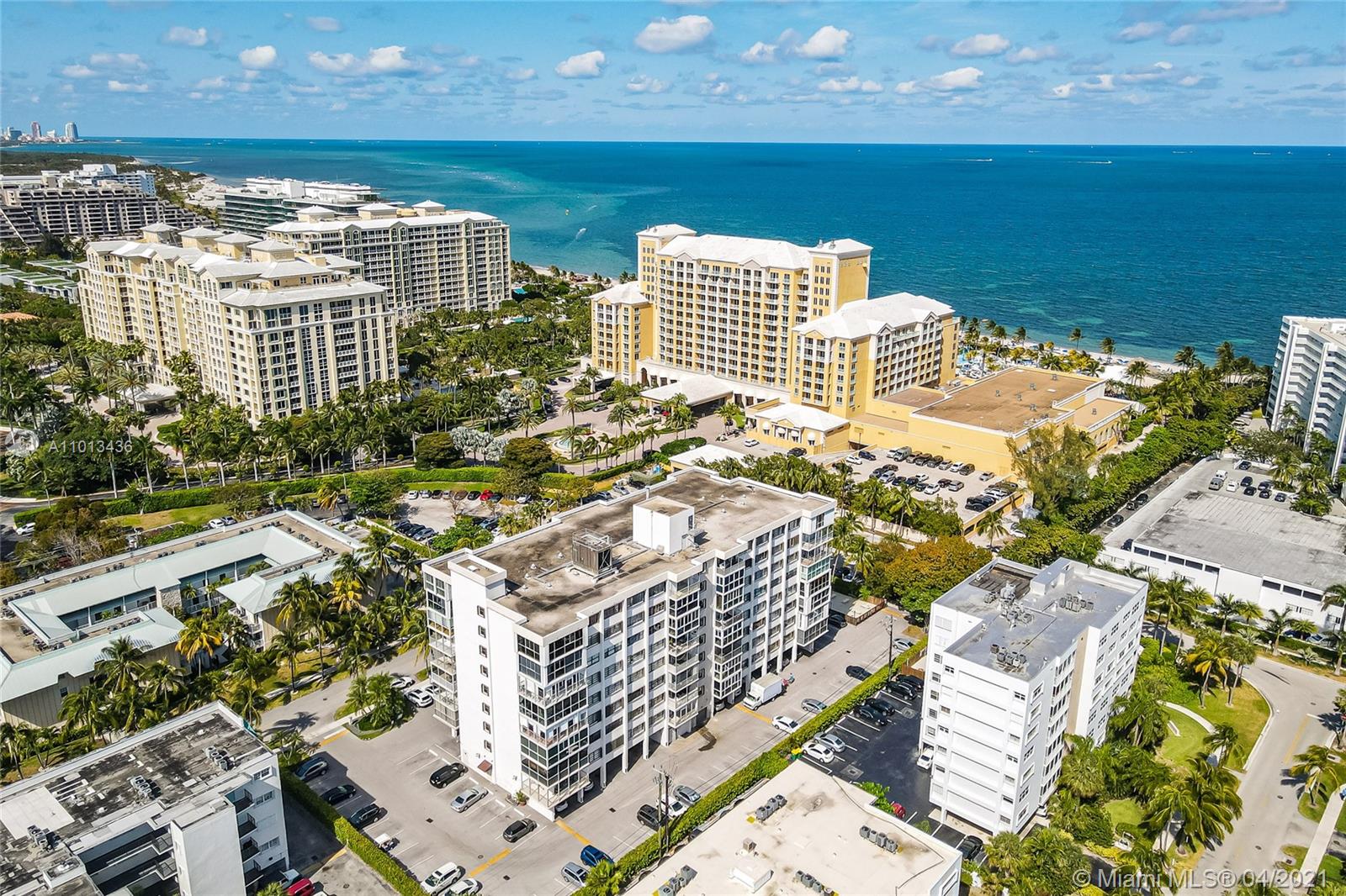 550 Ocean Drive, Unit 8H Key Biscayne, FL 33149 - Photo 31 of 34