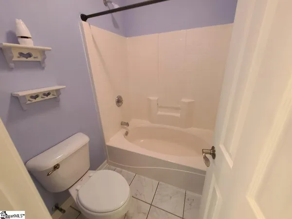 $630,000 | 424 Grand Oak Way, Moore, SC 29369