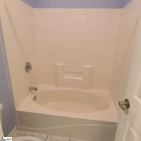 $630,000 | 424 Grand Oak Way, Moore, SC 29369