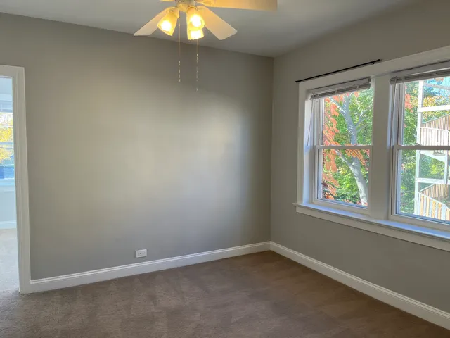 $2,100 | 8906 Ewing Avenue, Unit 2, Evanston, IL 60203