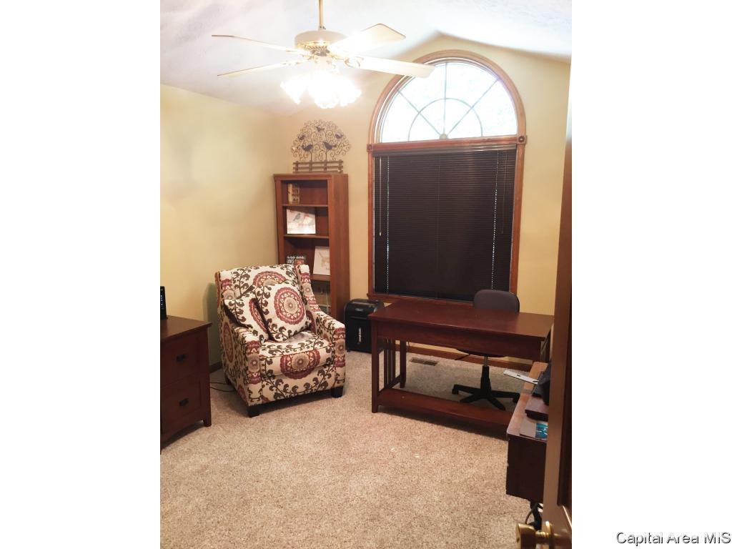 4016 Eagle Wing Road Springfield, IL 62711 - Photo 16 of 20