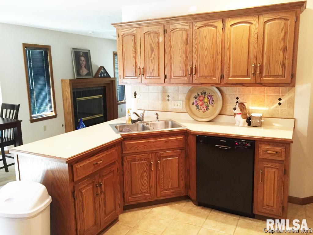4016 Eagle Wing Road Springfield, IL 62711 - Photo 5 of 20
