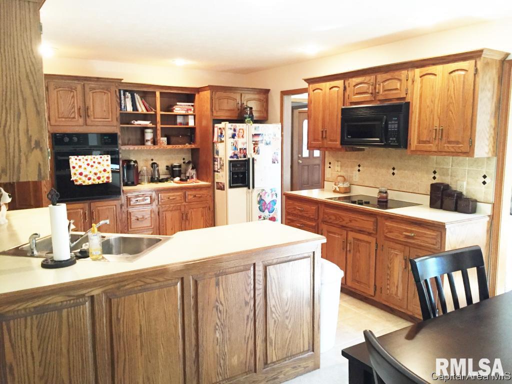 4016 Eagle Wing Road Springfield, IL 62711 - Photo 6 of 20