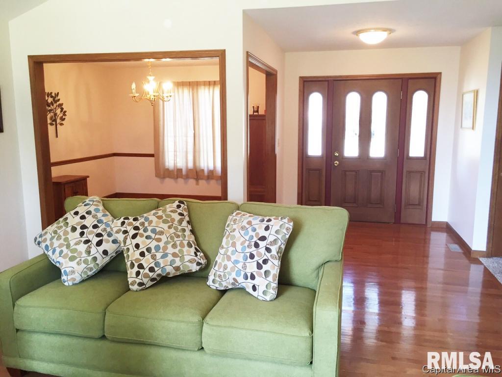 4016 Eagle Wing Road Springfield, IL 62711 - Photo 9 of 20