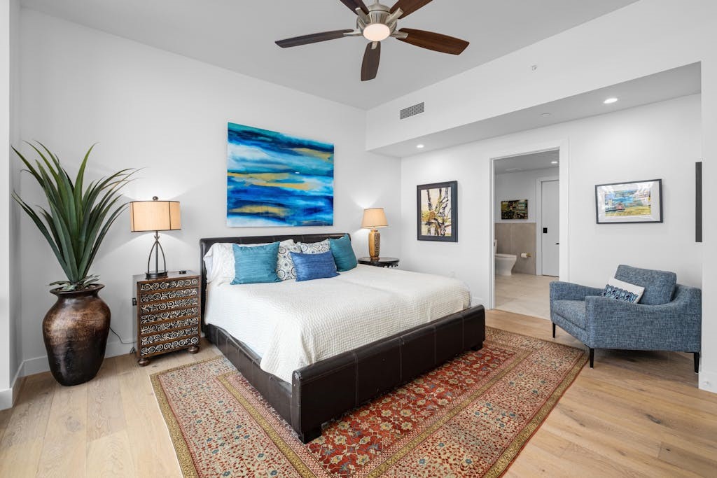 70 Rainey Street, Unit 1306 Austin, TX 78701 - Photo 13 of 27 Primary bedroom