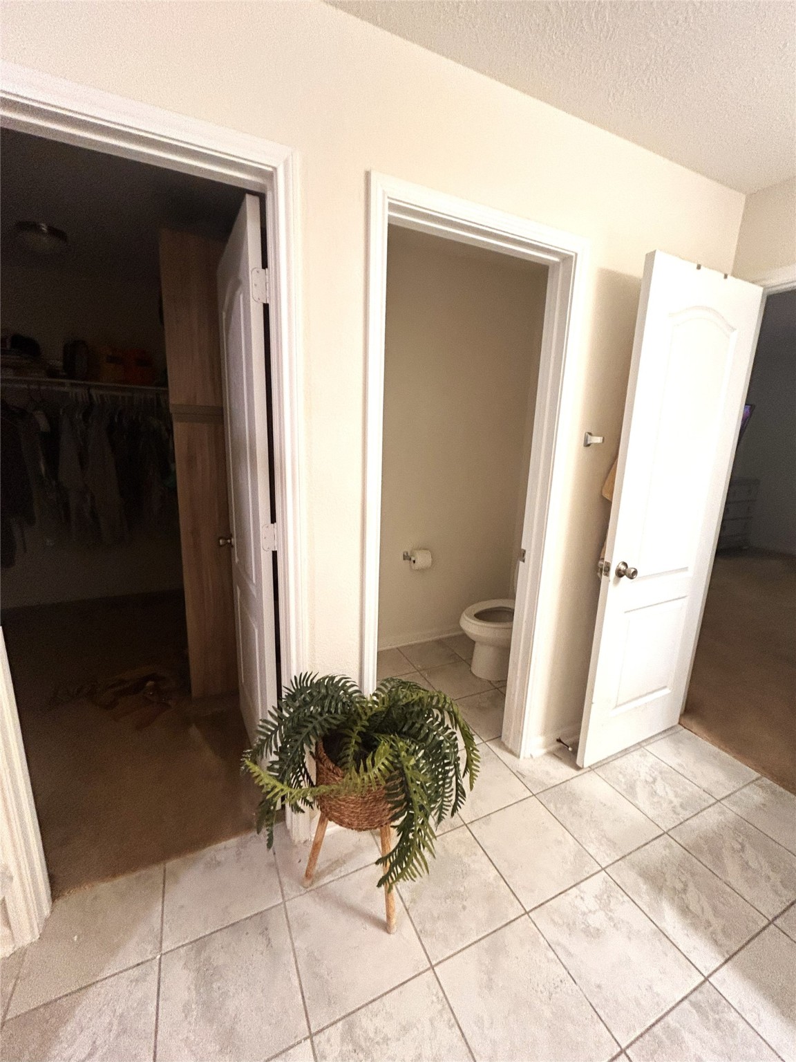 9839 Mills Field Drive Houston, TX 77070 - Photo 7 of 19 a view of a entryway door front of house