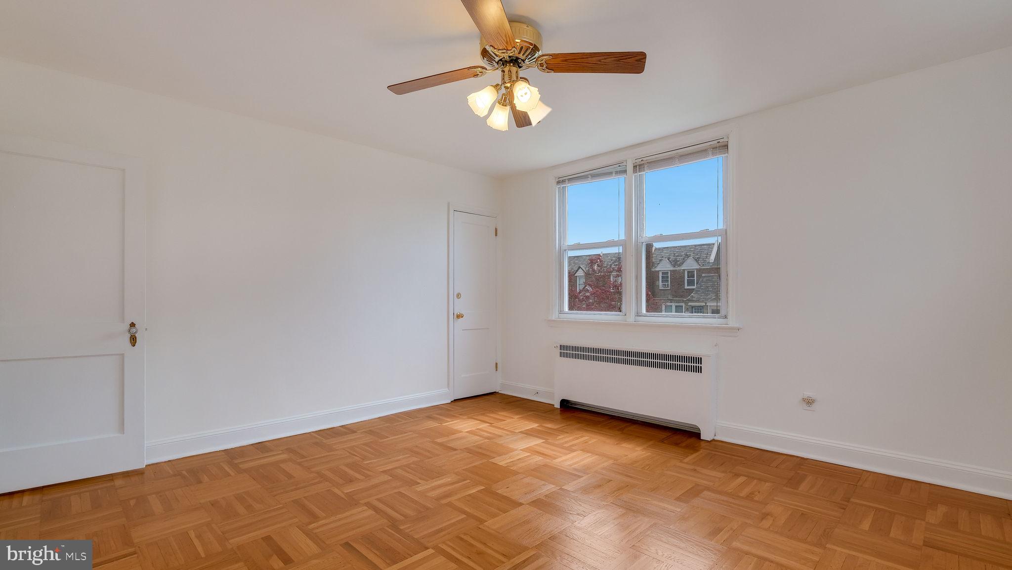 136 Academy Lane Upper Darby, PA 19082 - Photo 16 of 27 dining room