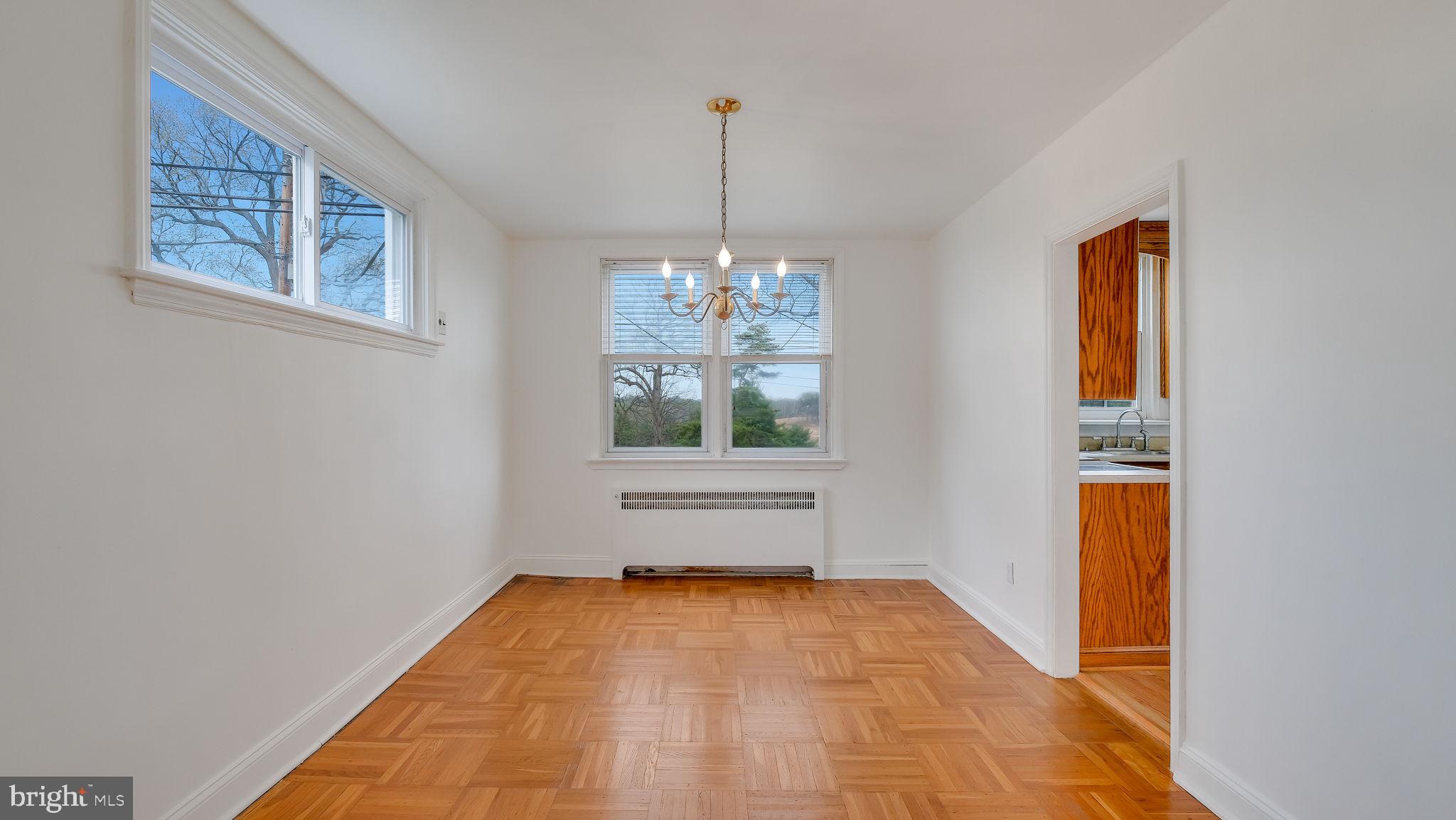 136 Academy Lane Upper Darby, PA 19082 - Photo 8 of 27 Dining Room