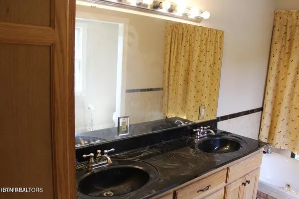 $1,500,000 | 541 Mae Drive, Jamestown, TN 38556