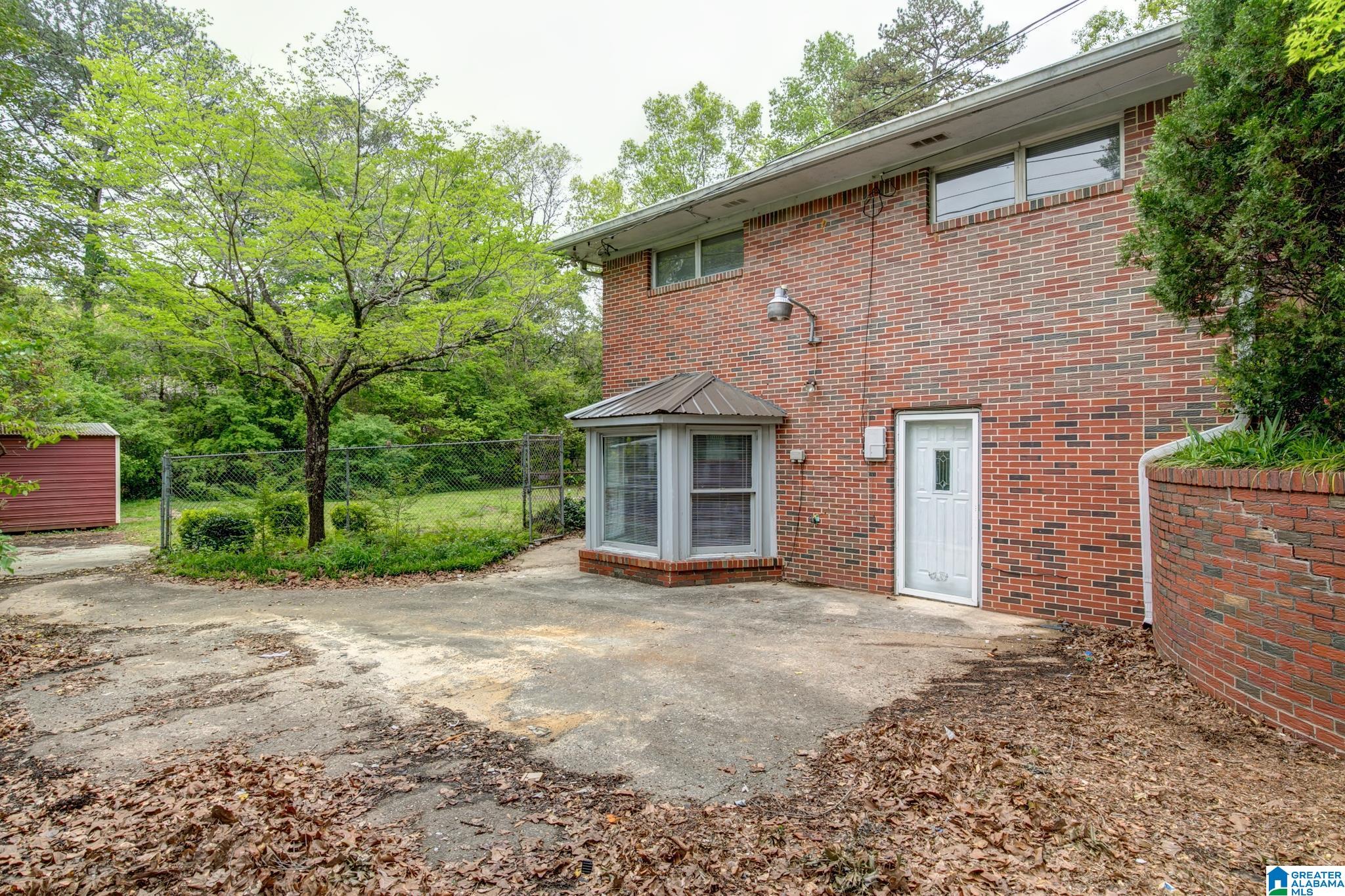 2412 5th Street Northwest Birmingham, AL 35215 - Photo 4 of 36