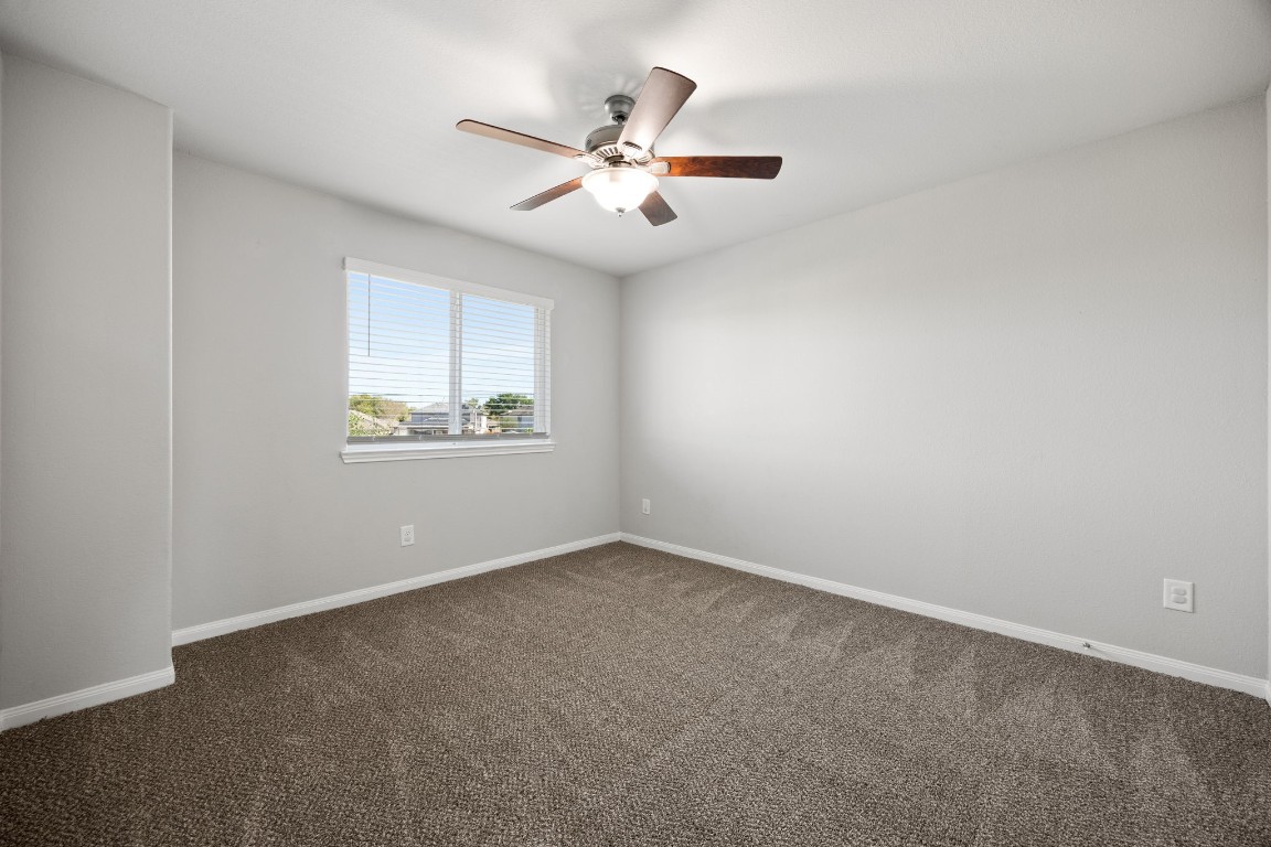 18606 Lansdowne Stream Path Katy, TX 77449 - Photo 34 of 39