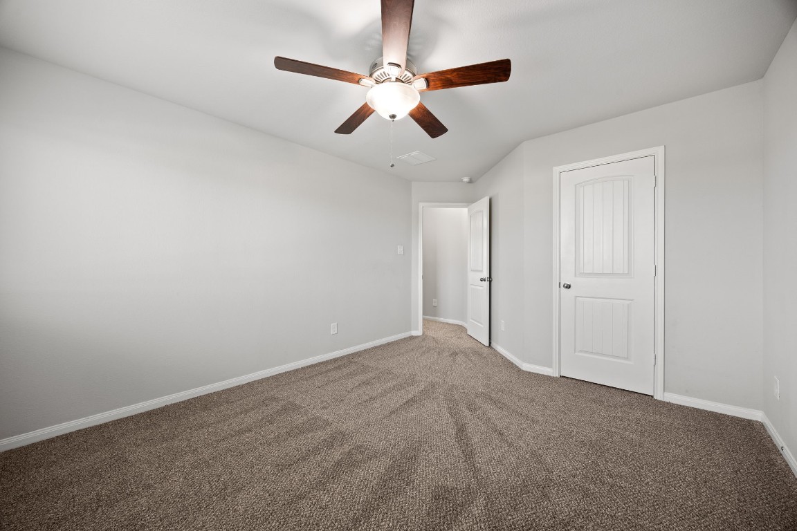 18606 Lansdowne Stream Path Katy, TX 77449 - Photo 35 of 39